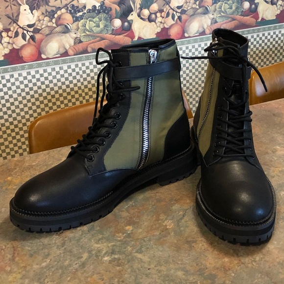 Urban Outfitters - Picture 8 of 8